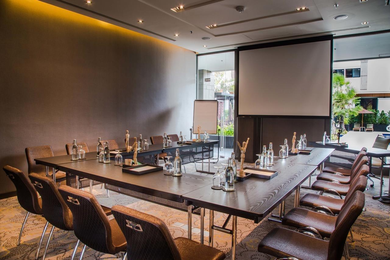 Le Meridien Suvarnabhumi, Golf And Khu nghỉ mát
