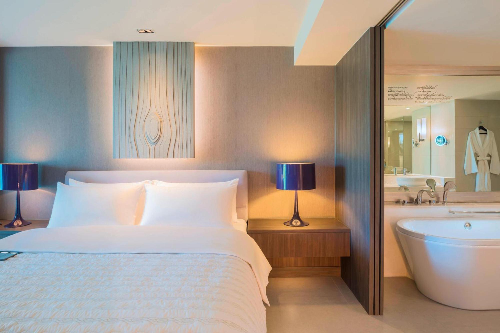 Le Meridien Suvarnabhumi, Golf And Khu nghỉ mát Bangkok