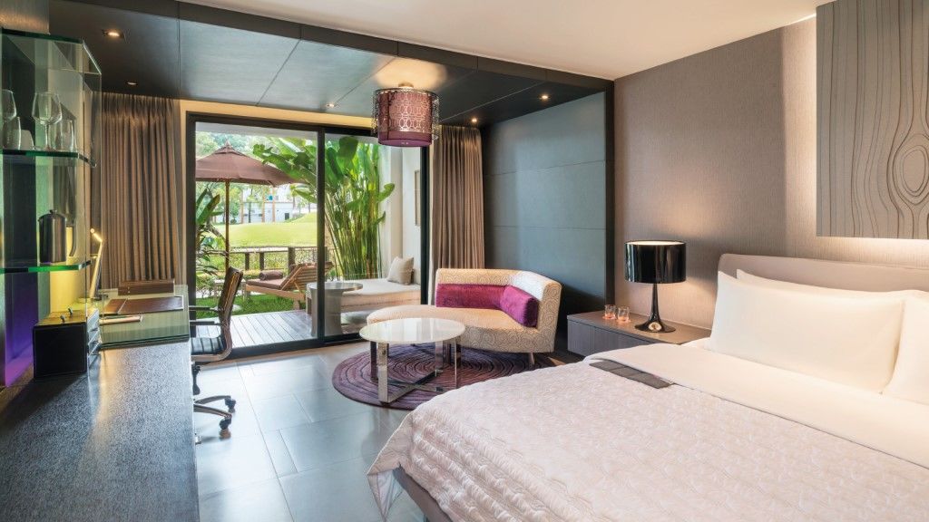 Le Meridien Suvarnabhumi, Golf And Khu nghỉ mát 5*